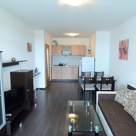 Solmarine Family Apartment